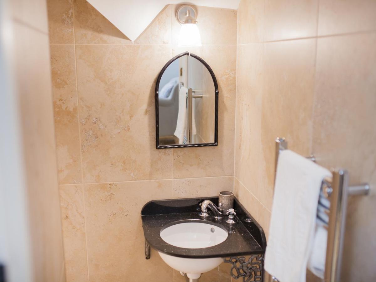 Toll Keeper'S House Villa Bath Bagian luar foto